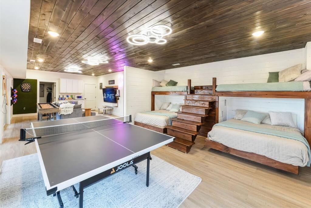 Incredible Mountain Views! Chalet Village Гетлинбург Екстериор снимка
